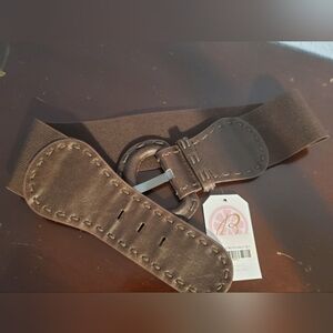 Brown stretch belt